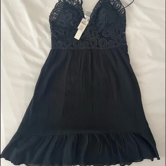 ❣️ PINK Victoria’s Secret - Black Dress ❣️ - Picture 2 of 7